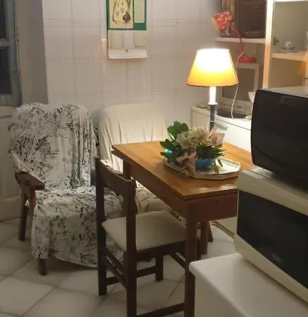 Cagliari, בית אירוח קליארי