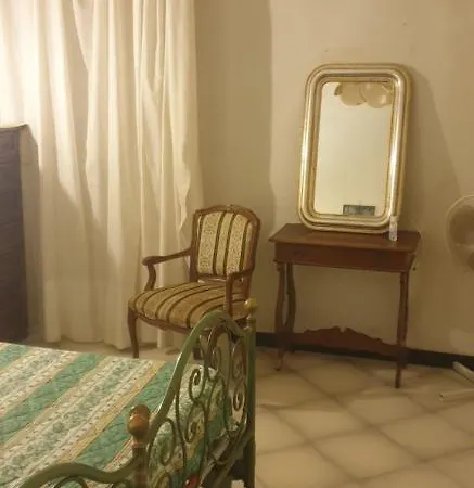 Cagliari, * 칼리아리